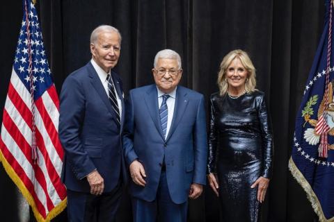 نيويورك - الرئيس محمود عباس، والرئيس الأميركي جو بايدن، خلال حفل الاستقبال الذي أقامه الرئيس الأميركي في نيويورك على هامش أعمال الدورة الـ 77 للأمم المتحدة.jpg