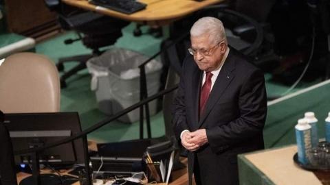 الرئيس محمود عباس 1.jpg