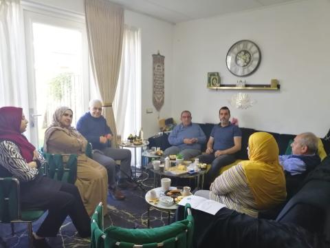 جلسة حوارية مع أبناء الجالية الفلسطينية  بمدينة بست الهولندية