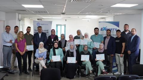 بيتا تحتفل بتخريج وتوظيف مجموعة من المتدربين  بالتعاون مع شركة إكسبرتس