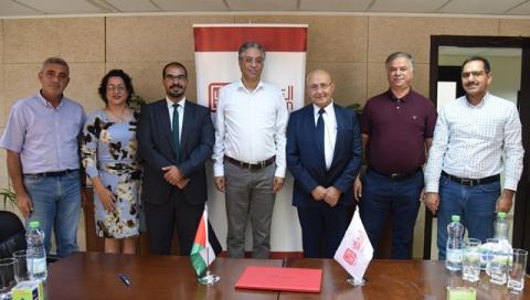 بتمويل من بنك فلسطين .. التعاون ومؤسسة فيصل الحسيني توقعان اتفاقية لإنشاء حديقة في مدرسة اللوثري