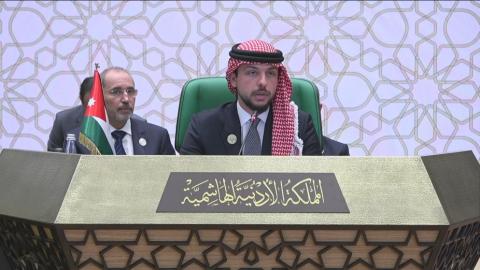 الأمير الحسين بن عبدالله الثاني ولي العهد في كلمته خلال الجلسة المخصصة لكلمات القادة العرب في القمة العربية في الجزائر. (المملكة).jpeg