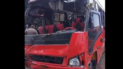 ارتفاع ضحايا سقوط حافلة بنهر النيل إلى 19 قتيلا