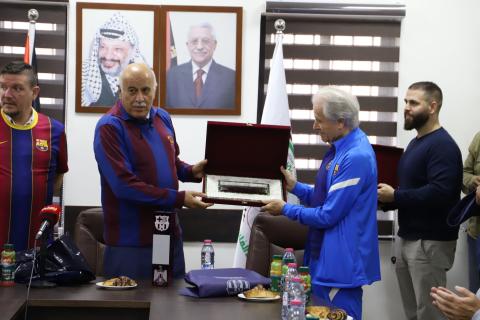 زيارة الوفد الرياضي الكتالوني لفلسطين حدث تاريخي