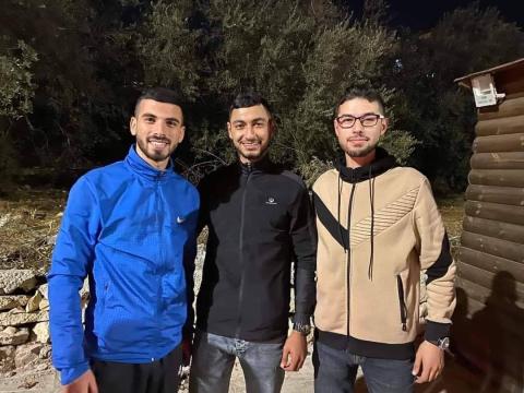الأمن الفلسطيني يفرج عن 3 من طلبة جامعة بيرزيت المعتقلين.jpg