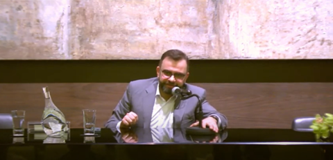 الدكتور إيهاب بسيسو يقدم أمسية ثقافية في البحرين حول "المجتمع والثقافة: عوامل التأثير وبناء الهوية الثقافية"