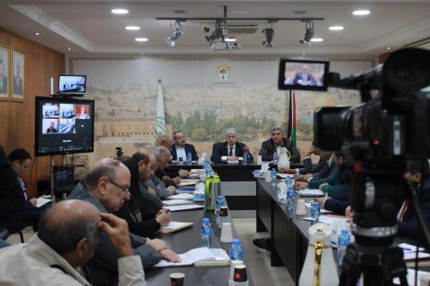  منتدى غزة الثالث عشر.JPG