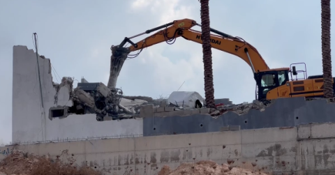 اعتداءات على الفلسطينيين وممتلكاتهم في الضفة والقدس