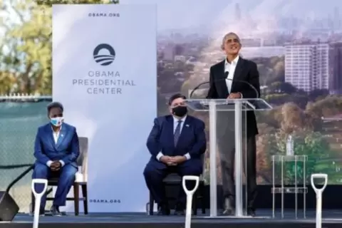 الرئيس الأميركي السابق باراك أوباما في شيكاغو في 28 أيلول/سبتمبر 2021 afp_