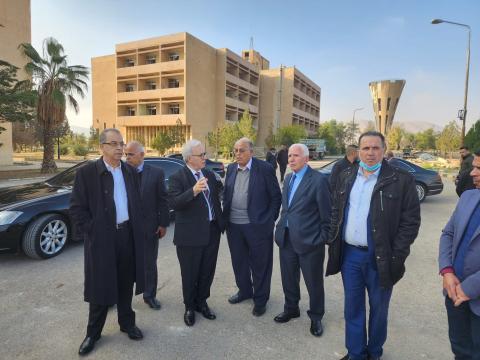 دمشق: الأحمد وأبو زهري يتفقدان معهد فلسطين التقني والمهني التابع لأسر الشهداء