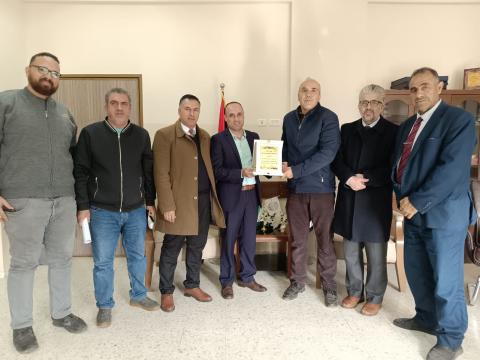 شركة المشروبات الوطنية كوكاكولا/ كابي  تساهم في تجهيز مختبر بكلية الزراعة في جامعة فلسطين التقنية- فرع العروب