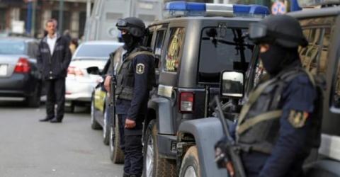 مصر: مقتل ثلاثة عناصر شرطة باعتداء على حاجز أمني في مدينة الاسماعيلية