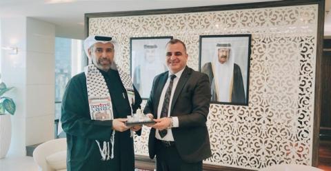 رئيس بلدية خان يونس يبحث مع وزير البيئة القطري تنفيذ مشاريع لدعم المناخ