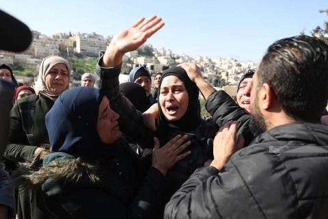 جماهير غفيرة تشيع جثمان يوسف محيسن في بلدة الرام 3.jfif