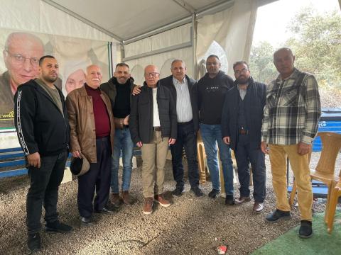 وفد من النضال يزور الأسير كريم يونس  1.jpg