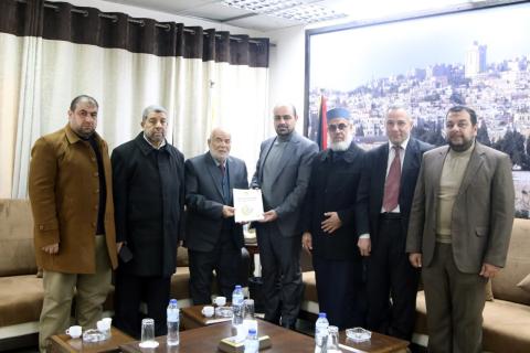 رئاسة التشريعي تتسلم الخطة السنوية لديوان الرقابة المالية والإدارية لعام 2023