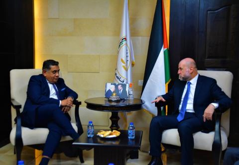 الهباش يستقبل وزير الدولة البريطاني لشؤون الشرق الأوسط وشمال أفريقيا.jpg