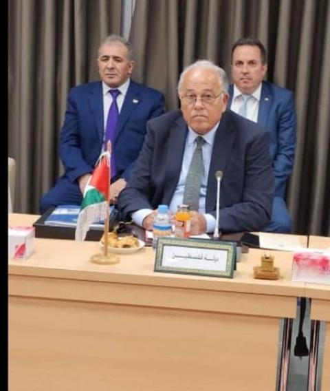أبو زهري يدعو الدول العربية لحماية الحقوق التعليمية والمقدرات الثقافية في فلسطين