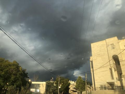 بالفيديو التطورات المتوقعة للمنخفض الجوي الأقوى منذ بداية "الموسم المطري"