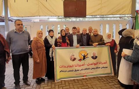 التجمع الفلسطيني للوطن والشتات يشارك في وقفة اسناد وتضامن مع الأسرى و الأسيرات بغزة