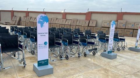 مساعدات طبية من "أميال من الابتسامات" إلى غزة