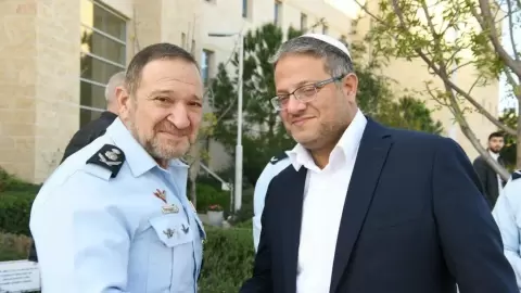 قادة شرطة سابقون يدعون نتنياهو إلى عزل بن غفير
