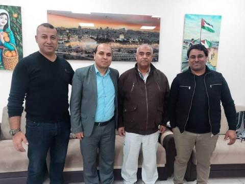 المحاضر والخبير الدولي في السباحة العماني عبد المنعم العلوي يصل إلى محافظات الجنوب