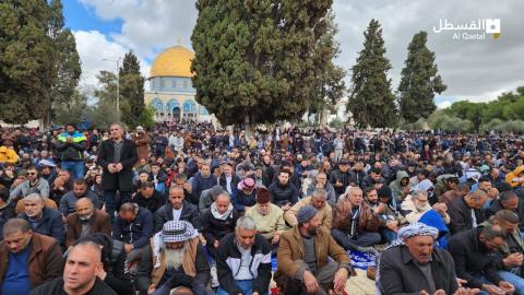 250 ألف مصلٍ يؤدون الجمعة الثانية من شهر رمضان في الأقصى