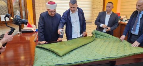 مساجد فلسطين ترسل خمس شاحنات من حقائب النوم لمتضرري الزلزال في تركيا.jpg