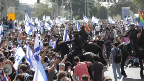 صحيفة: تحركات إسرائيلية للتطبيع مع موريتانيا والصومال والنيجر وإندونيسيا