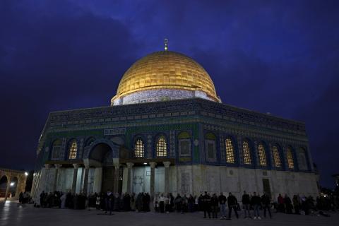 أجواء شهر رمضان في المسجد الأقصى .. تصوير - الفرنسية.jpg