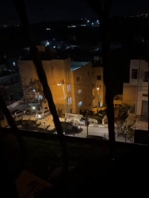 إصابة شاب واعتقال والد الخواجا في قرية نعلين