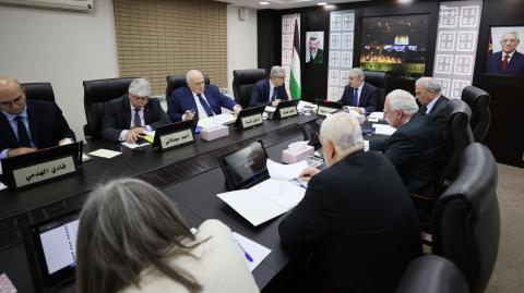 "وفا": إجراءات عقابية بحق المعلمين المستنكفين عن العمل بعد عطلة العيد