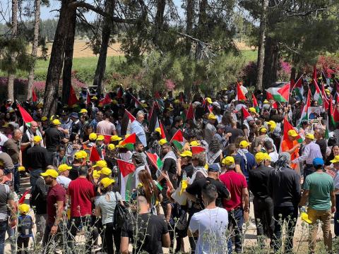 الآلاف في أراضي اللجون المهجرة (عرب 48) 87.jpg