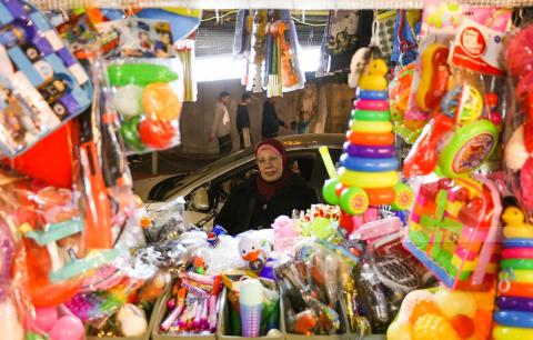 اجواء مدينة رام الله ليلة عيد الفطر السعيد: تصوير - حذيفة سرور