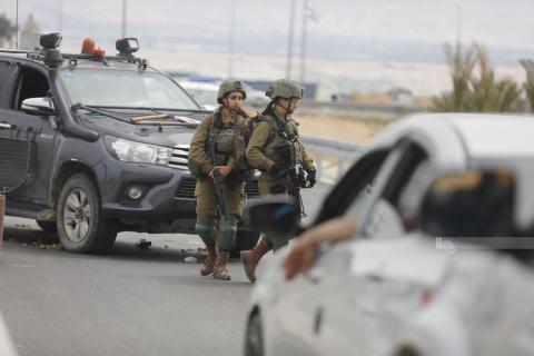 قوات الاحتلال الاسرائيلي تواصل إغلاق جميع مداخل أريحا لليوم الثاني على التوالي.jpg