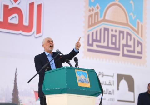 السنوار يؤكد جهوزية محور القدس للدفاع عن القدس والأقصى 23.jpg