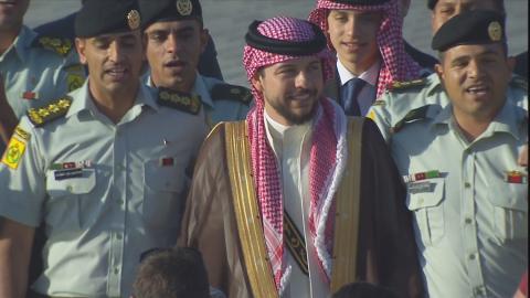 الملك الأردني يستضيف مأدبة عشاء بمناسبة زفاف ولي العهد