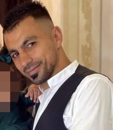 مهند شلبي، وهو من سكان عين ماهل.jpg