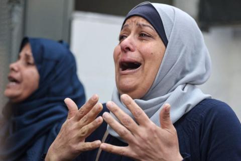 حالة من الحزن الشديد في وداع الذين ارتقوا بعدوان الاحتلال على قطاع غزة قققق.jpg