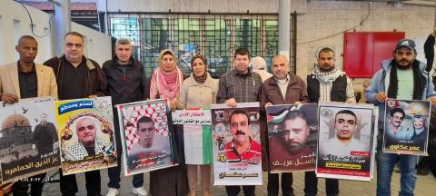 التجمع الفلسطيني للوطن والشتات يشارك في الوقفة التضامنية مع الأسرى.jpg
