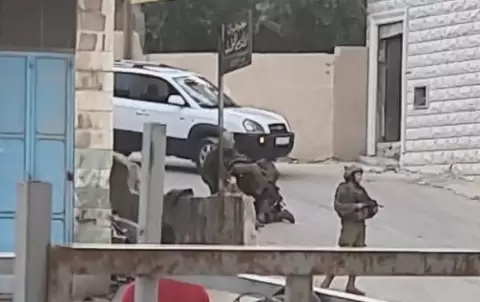 الاعلام العبري: إصابة جندي إسرائيلي جراء تعرضه للدهس في حوارة