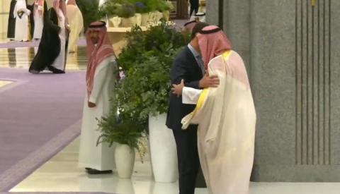 صورة مقتطعة من الفيديو الذي بثته الإخبارية السعودية.
