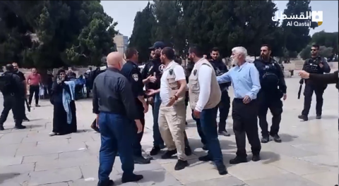 اعتداء على حراس الأقصى بالضرب واعتقال أحدهم