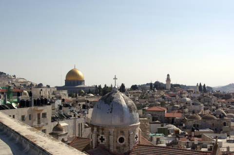 النوادي الأرمنية الثلاثة في القدس ترفض تأجير "حديقة البقر"