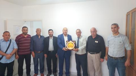 لجنة العمل النقابي في الجبهة الشعبيّة تهنئ نقابة المهندسين الزراعيين.jpg