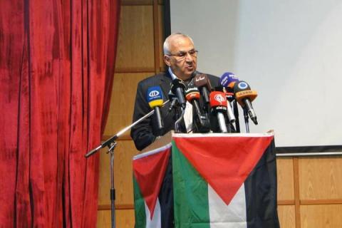 طلال ناجي: شعبنا في كل أماكن تواجده متمسكٌ بفلسطين ويسطر أروع ملاحم العز والبطولة رغم كل المؤامرات