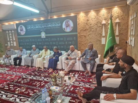 مدير عام "الألكسو" يزور بعثة حجاج فلسطين بمكرمة خادم الحرمين من أسر الشهداء والأسرى والجرحى