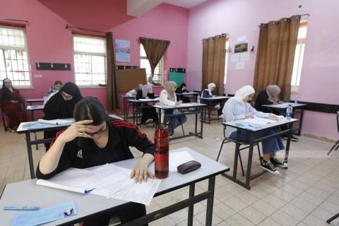 امتحانات الثانوية العامة في أول يوم بمدينة البيرة 66.jpg