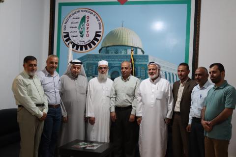 غزة: "نقابات العمال" تبحث مع "المجلس التشريعي" التعاون المشترك في خدمة العمال